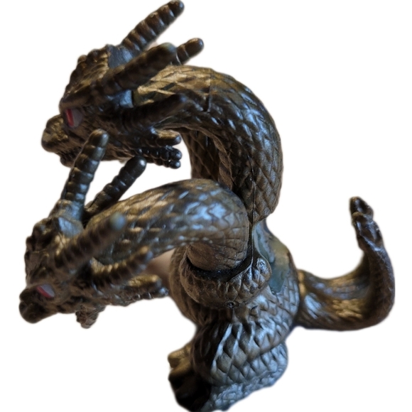 Godzilla King of the Monster Action Figure, 3 Headed Dragon, Ghidorah Gold - Picture 3 of 3